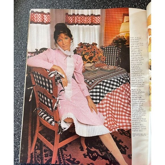 Ladies Home Journal Magazine April 1971 Amy Vanderbilt - Picture 11 of 15